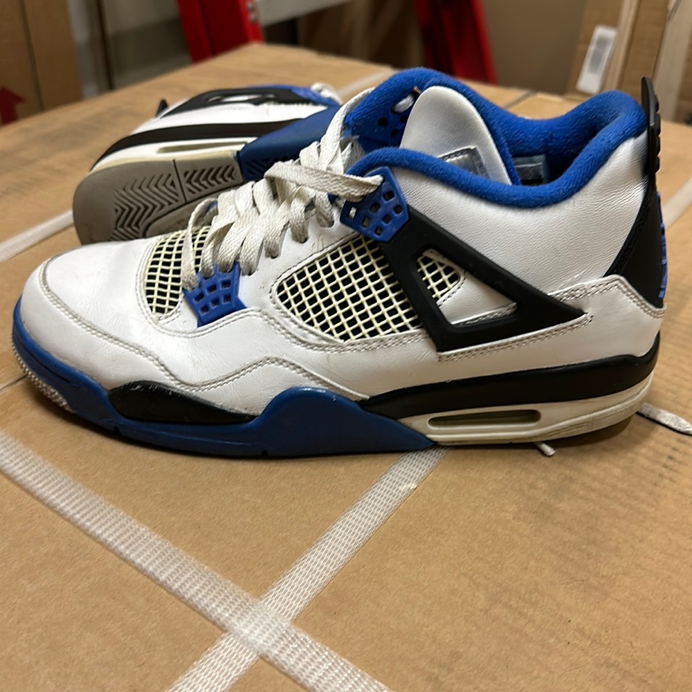 Jordan 4 Motorsport